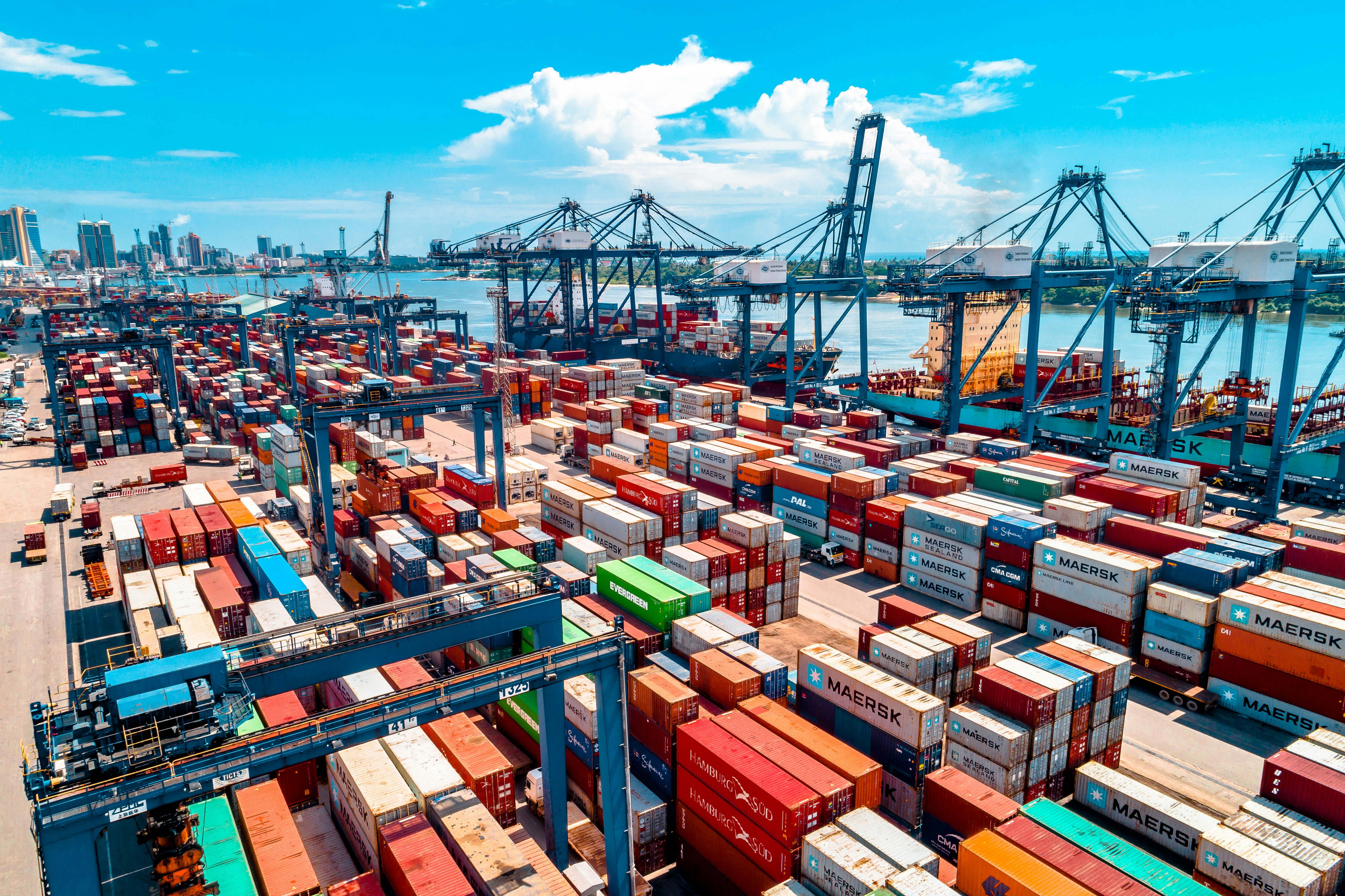 Puerto de contenedores - Importación a México